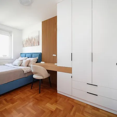 Modern Living Apt - City Center Elegance - Free Parking Нови Сад Екстериор снимка